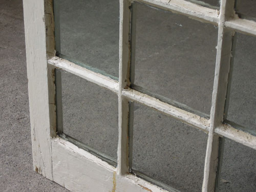 クリアガラスとのコントラスト,アンティーク,窓,建具,木製,格子,ペイント,白,リノベーション