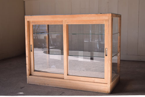 アンティーク 両面開き 木製 ガラスショーケース | REFACTORY antiques