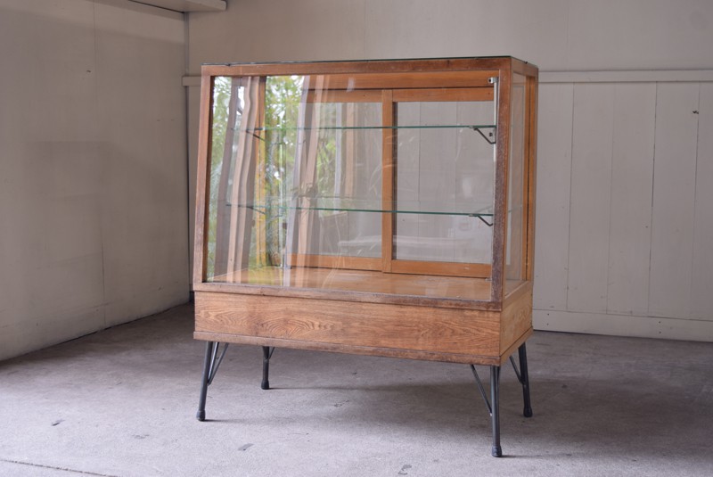 アンティーク 鉄脚 カウンター ガラスショーケース | REFACTORY antiques