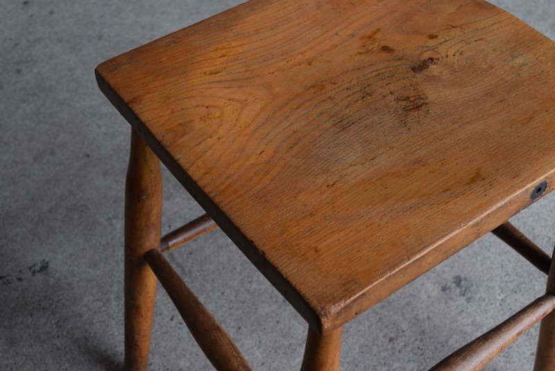 アーコール ウィンザーチェア 椅子ercol,イギリスアンティーク 木製 四角い座面のスツール