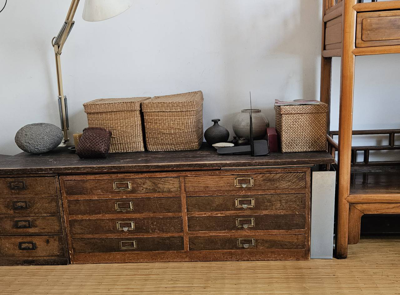 日本のアンティーク家具、小引き出しの出張買取