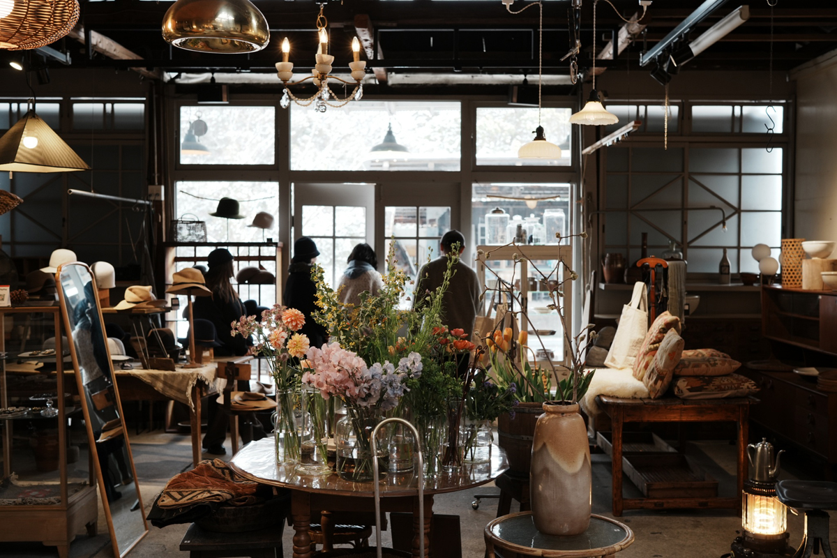 REFACTORY antiquesで開催している月1マルシェhave a LIFE day