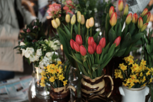 ラモンターニュフラワーのスワッグ