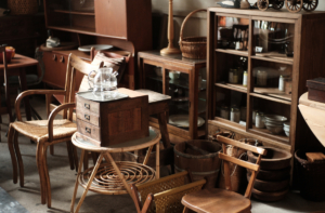 アンティーク家具、古道具の買取販売。