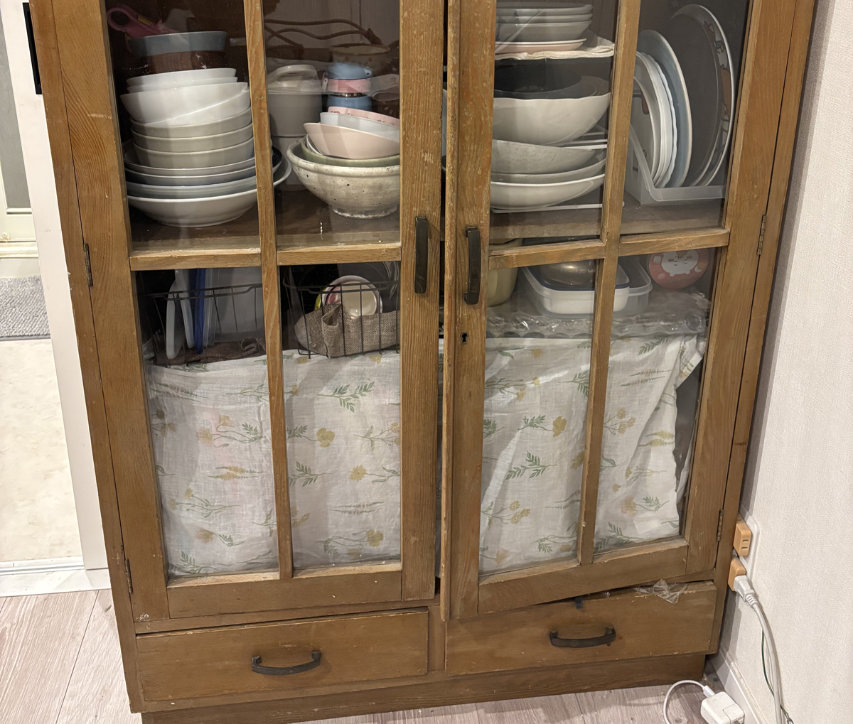 アンティークガラス戸棚の買取